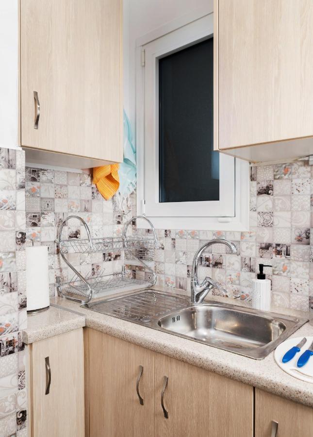 Ferienwohnung Διαμέρισμα Στο Κέντρο Δίπλα Στα Νοσοκομεία Και Τα Αξιοθέατα Athen Exterior foto